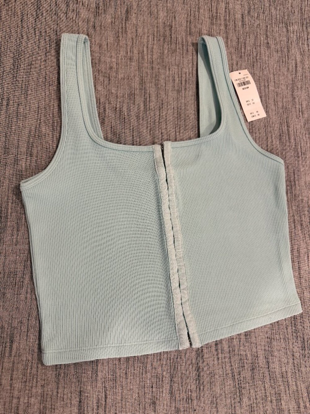 NWT Abercrombie & Fitch Seamless Rib Tank M